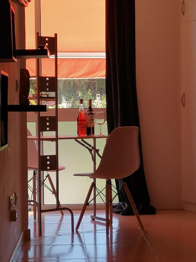 Studio Petit Amour Sitio de Calahonda المظهر الخارجي الصورة